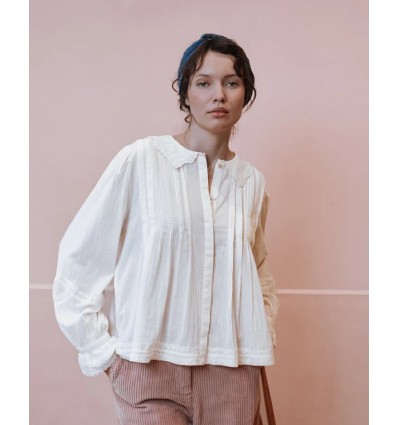 BLUSA CUELLO ENCAJE