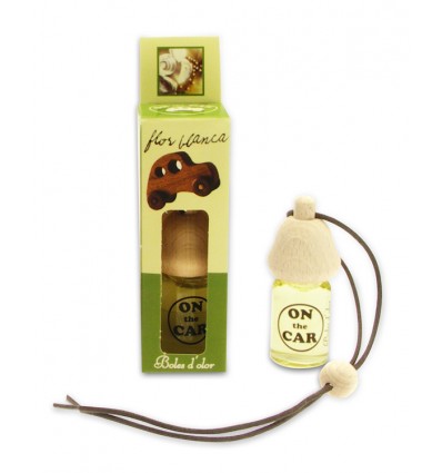 On the Car Flor Blanca